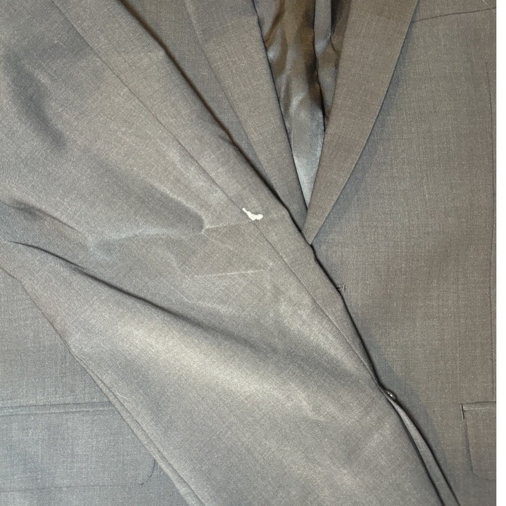 Calvin Klein 2 Piece Wool Suit Mens 42R Charcoal Grey Modern Formal Business - Picture 8 of 16